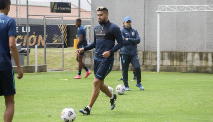 CHRISTIAN-NOBOA-ENTRENAMIENTO-SELECCIÓN