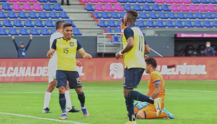 Selección-ecuatoriana-amistoso-Bolivia