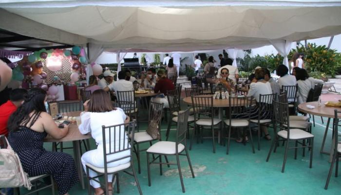 fiesta clandestina