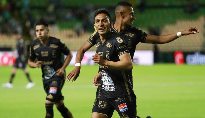 Ángel-Mena-delantero-León