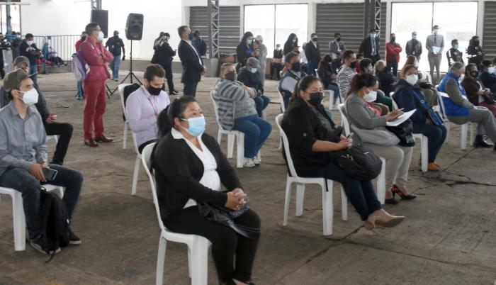 Las sesiones del Concejo Metropolitano incluyen barras.