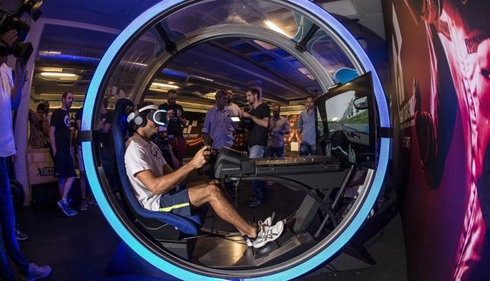 España tiene ya su primer campeón nacional de una competición de automovilismo virtual.