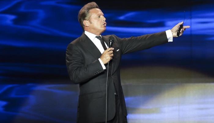 LUIS MIGUEL