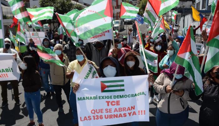 TCE- Manabí- asamblea- votos