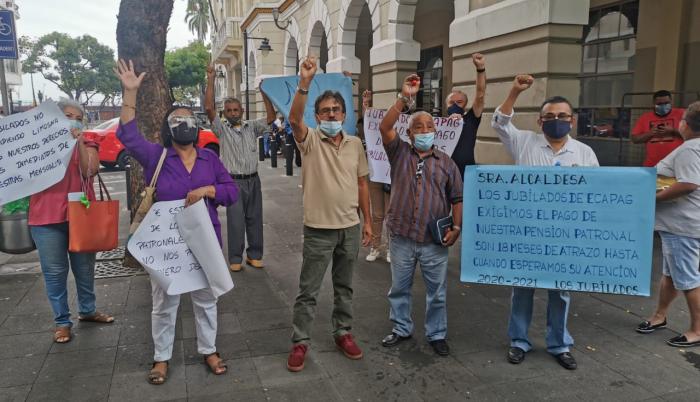 Son alrededor de 120 afectados los que dejaron de percibir su salario patronal que, apuntan, no es demasiado representativo.