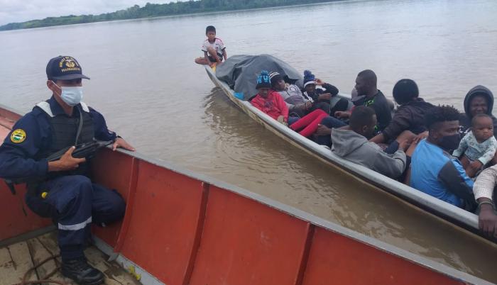 Armada, río Napo