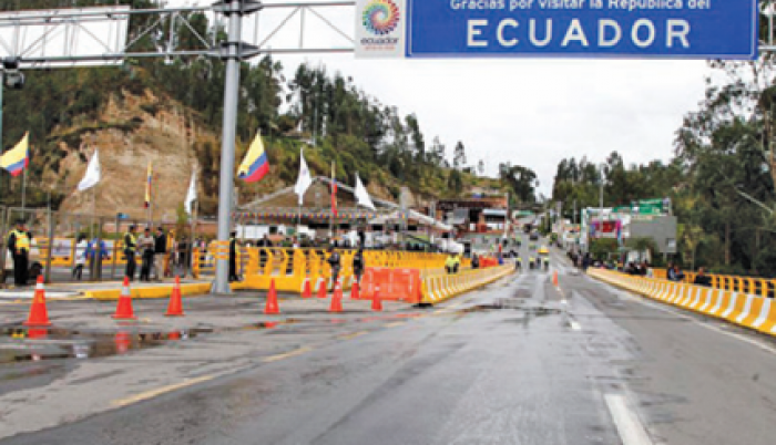 Ecuador decidió cerrar su frontera con Colombia.