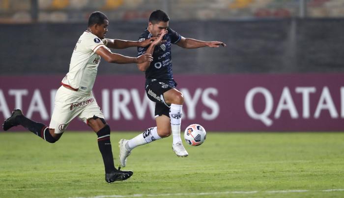 INDEPENDIENTE-DEL-VALLE-UNIVERSITARIO
