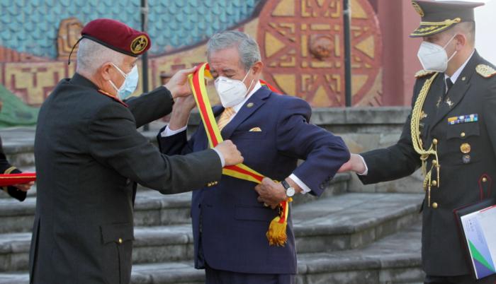 MINISTRO
