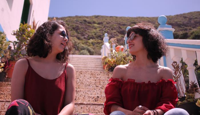 Samantha y Carla Zambrano
