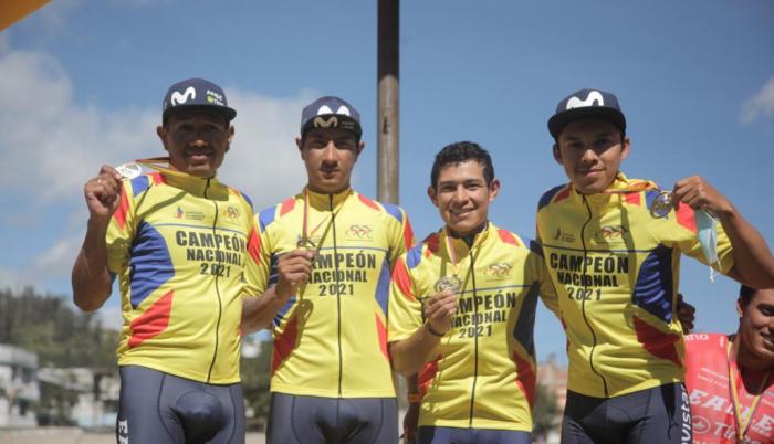 Movistar-Team-Ecuador-ciclismo-pista