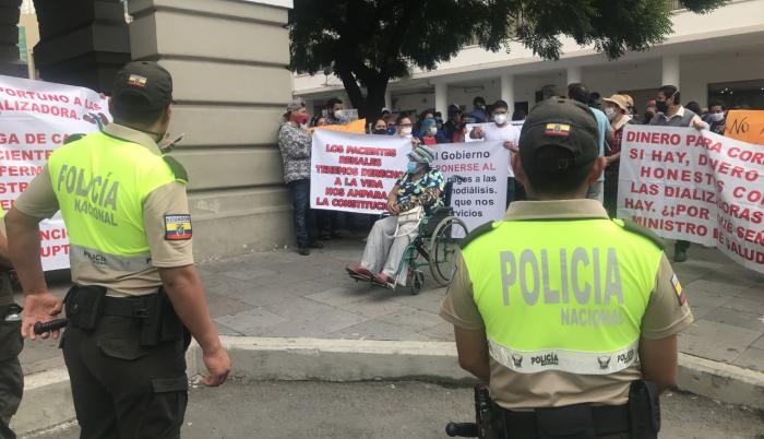 deuda a dializadoras