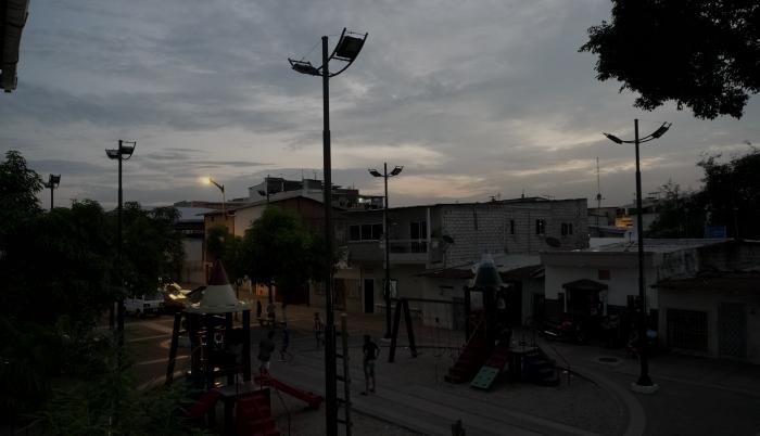 Municipio arregla lum (33358350)