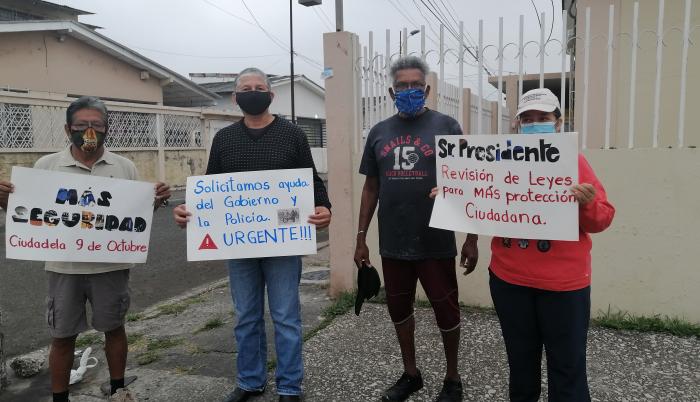 vecinos de 9 de octubre