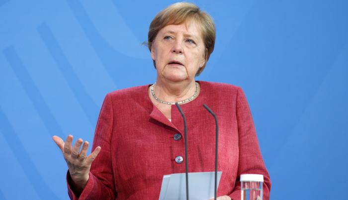 Italian PM in Berlin (33401716)