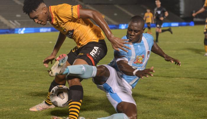 BARCELONA-SUPERCOPA-JOSHUÉ-QUIÑÓNEZ