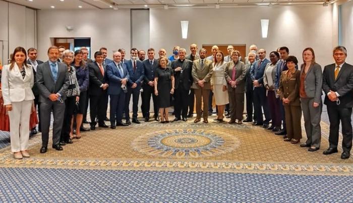 Encuentro diplomático