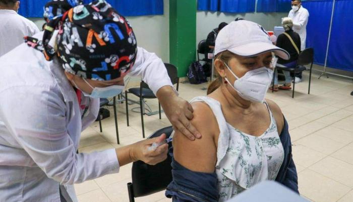 Vacunación_Salud_24 de junio