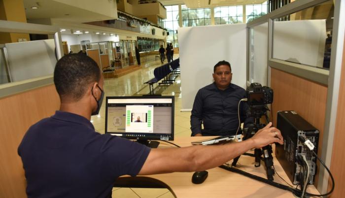 entrega de pasaporte