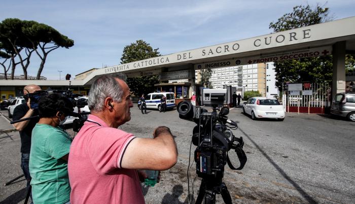 Vaticano_Papa_Cirugía
