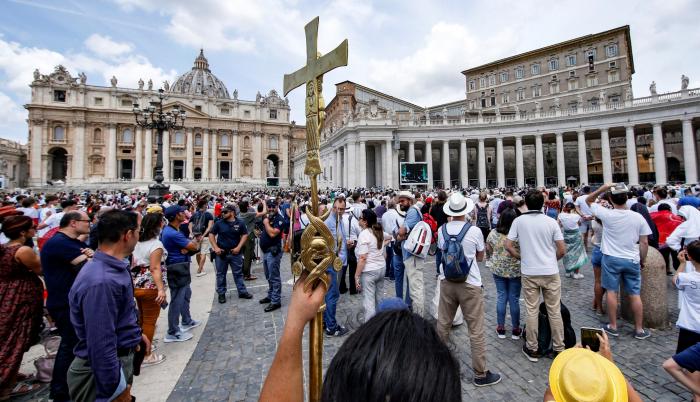 Vaticano_Papa_Cirugía