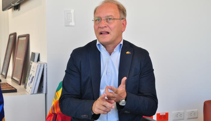 CHARLES MICHEL (33454855)