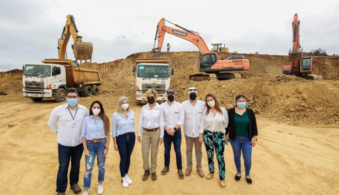 Cita. Un plan habitacional en Chongón enorgullece a esta administración.