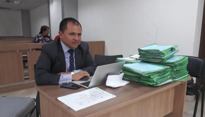 fiscal cesar suarez