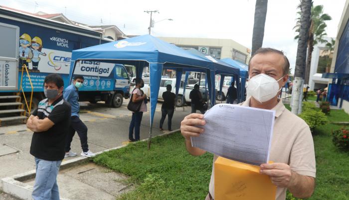 CLIENTES DE CNEL, ACUD (6875923)