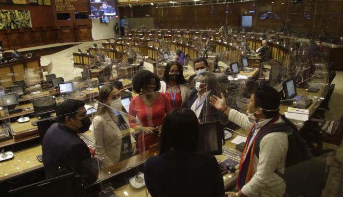 Correístas y miembros de Pachakútik en la sesión del 11 ago. 2021