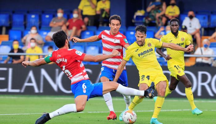 Villarreal-Granada-LaLiga-Pervis