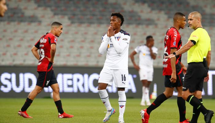 Liga-de-quito-atletico-paranaense