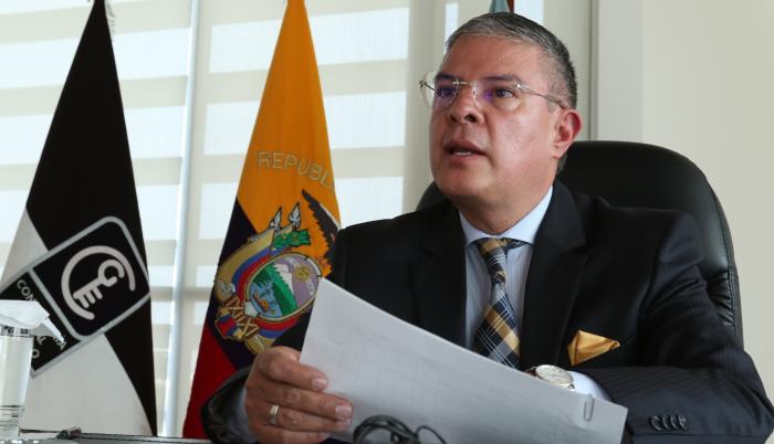 ENTREVISTA AL CONTRALO (6911473)