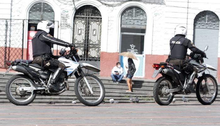 Policias- Patrullajes- Quito