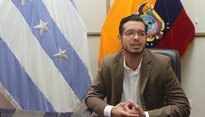 INTENDENTE DEL GUAYAS (6922871)