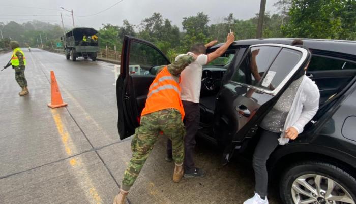 Fuerzas Armadas intensifican controles en Manabí