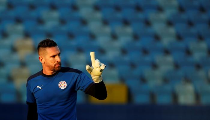 En la imagen, el arquero de Paraguay, Antony Silva.