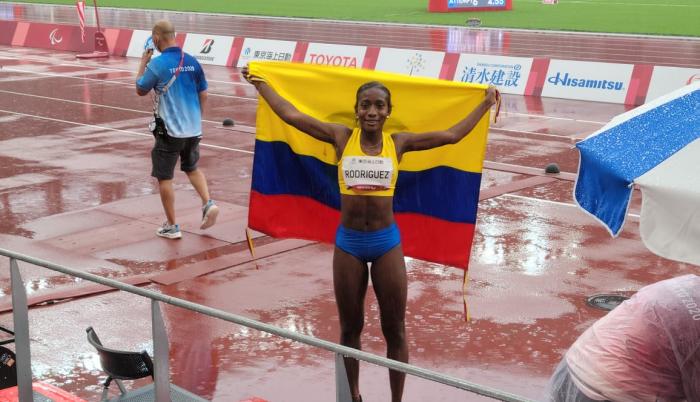 KIARA RODRIGUEZ ATLETA (6961803)