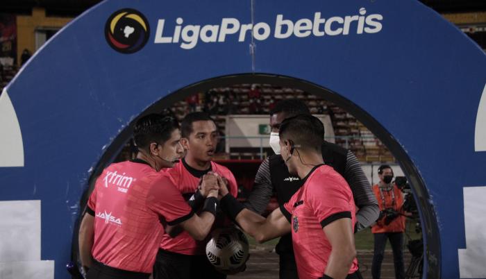 LigaPro-árbitros-sueldos-paro