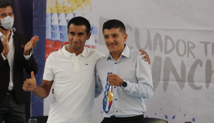 Richard-Carapaz-medallista-Tokio