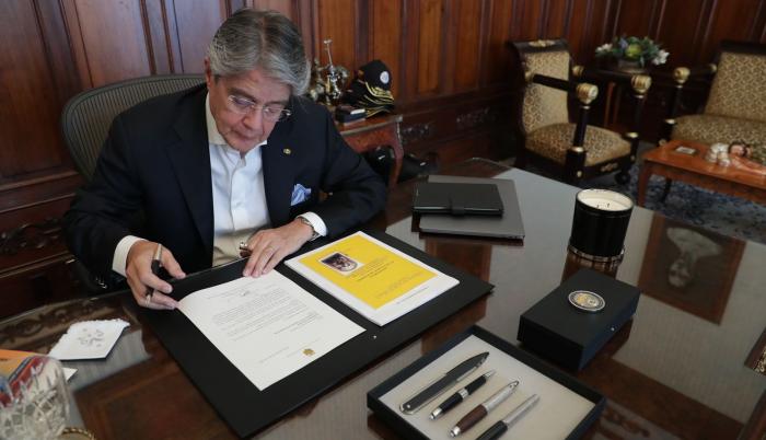 GUILLERMO LASSO