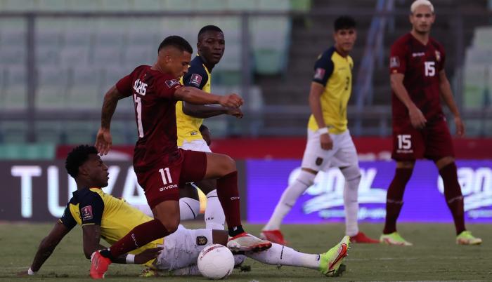 Venezuela - Ecuador (7146837)