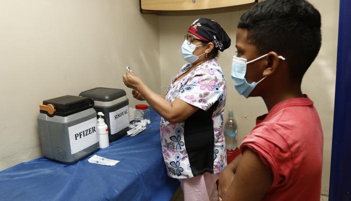 VACUNACION A JOVENES D (7146085)