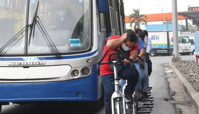 Los choferes de buses (7173397)
