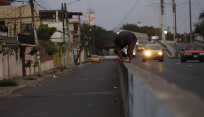 INSEGURIDAD EN EL VELE (7185624)