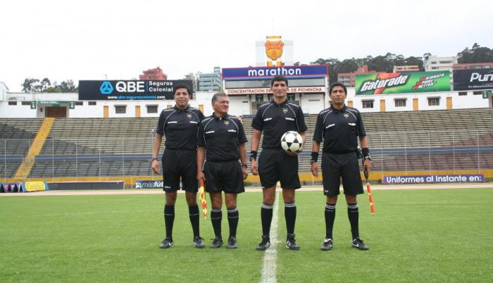 ARBITRO-DIEGO-LARA-FÚTBOL