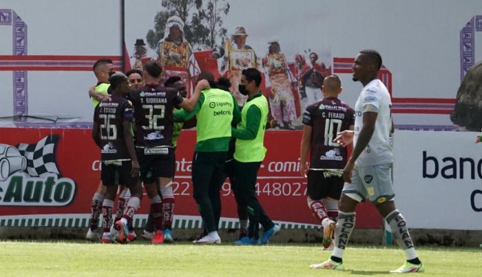 Mushuc-Runa-Deportivo-Cuenca