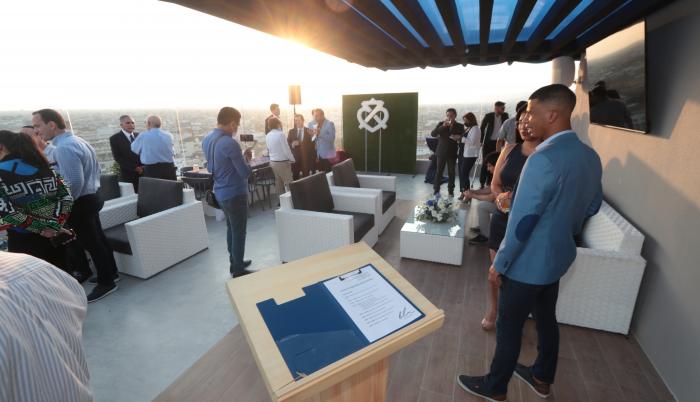 Blu-Rooftop-Emelec