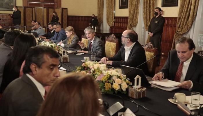 Política. Miembros de la ID, en la reunión con el presidente.