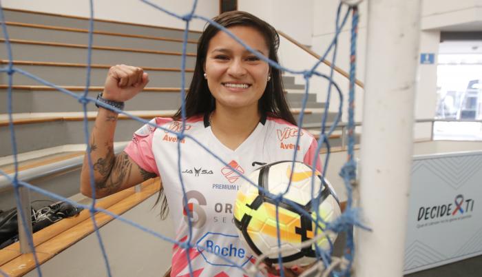 Karen-Páez-Ñañas-traspaso-India